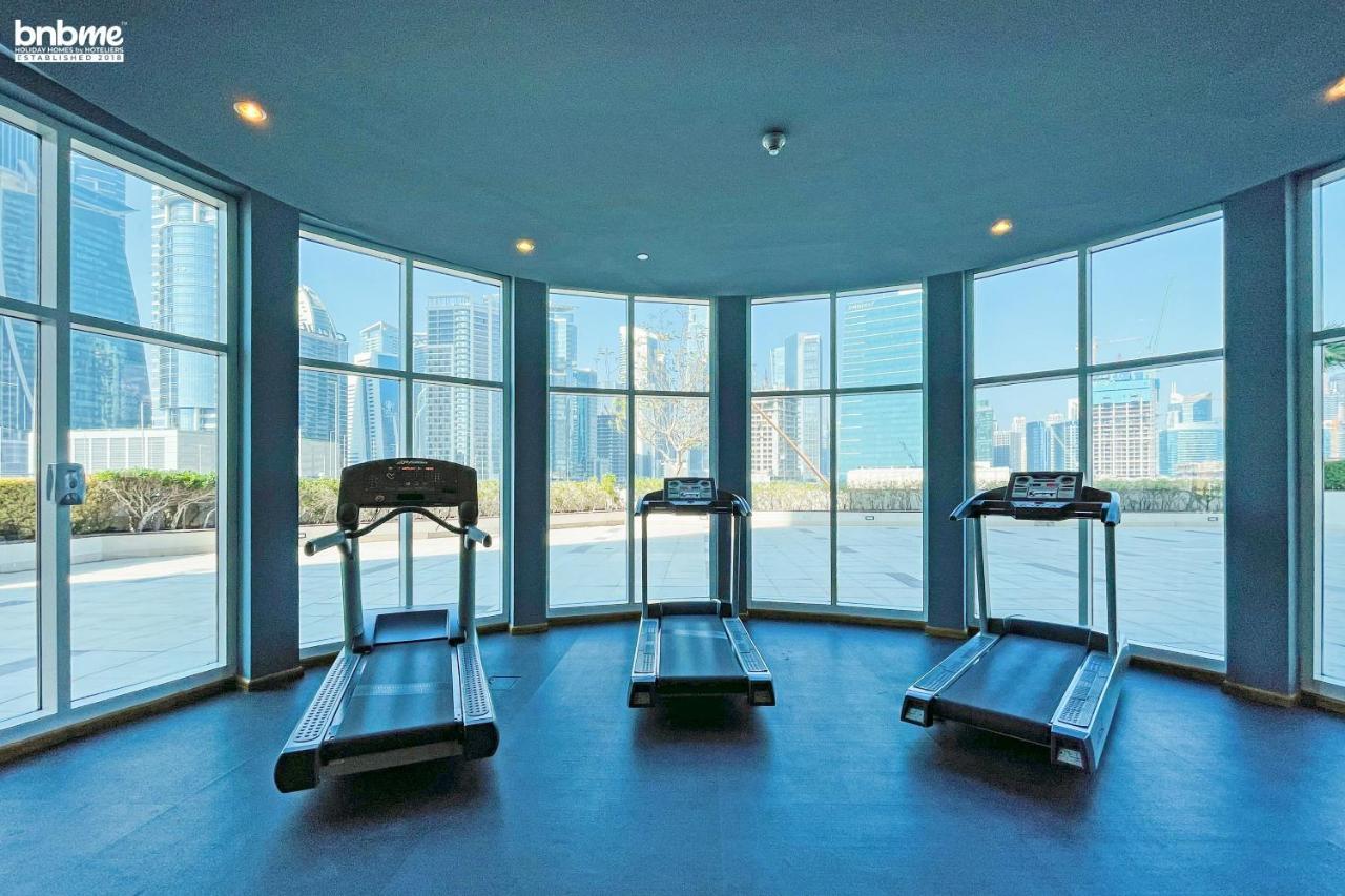 Bnbme - Churchill Tower * Dubai