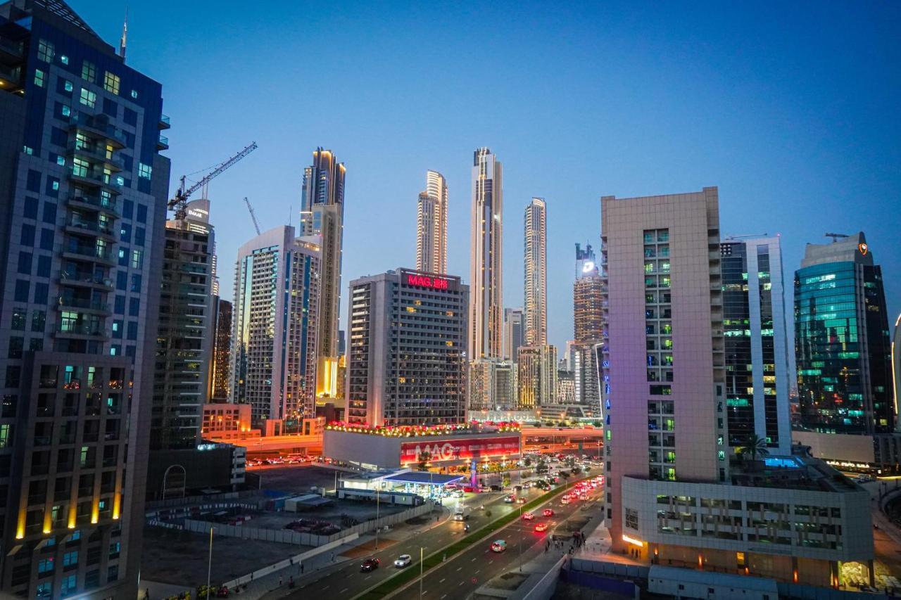 Al Ashrafia Saray Magnificent 3br Canal Views Dubai