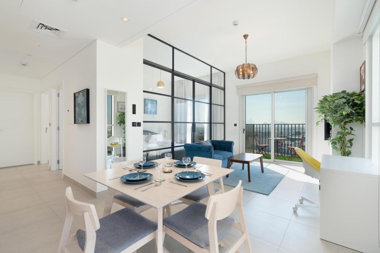 Daire Lux Bnb Collective-1 -dubai Hills *