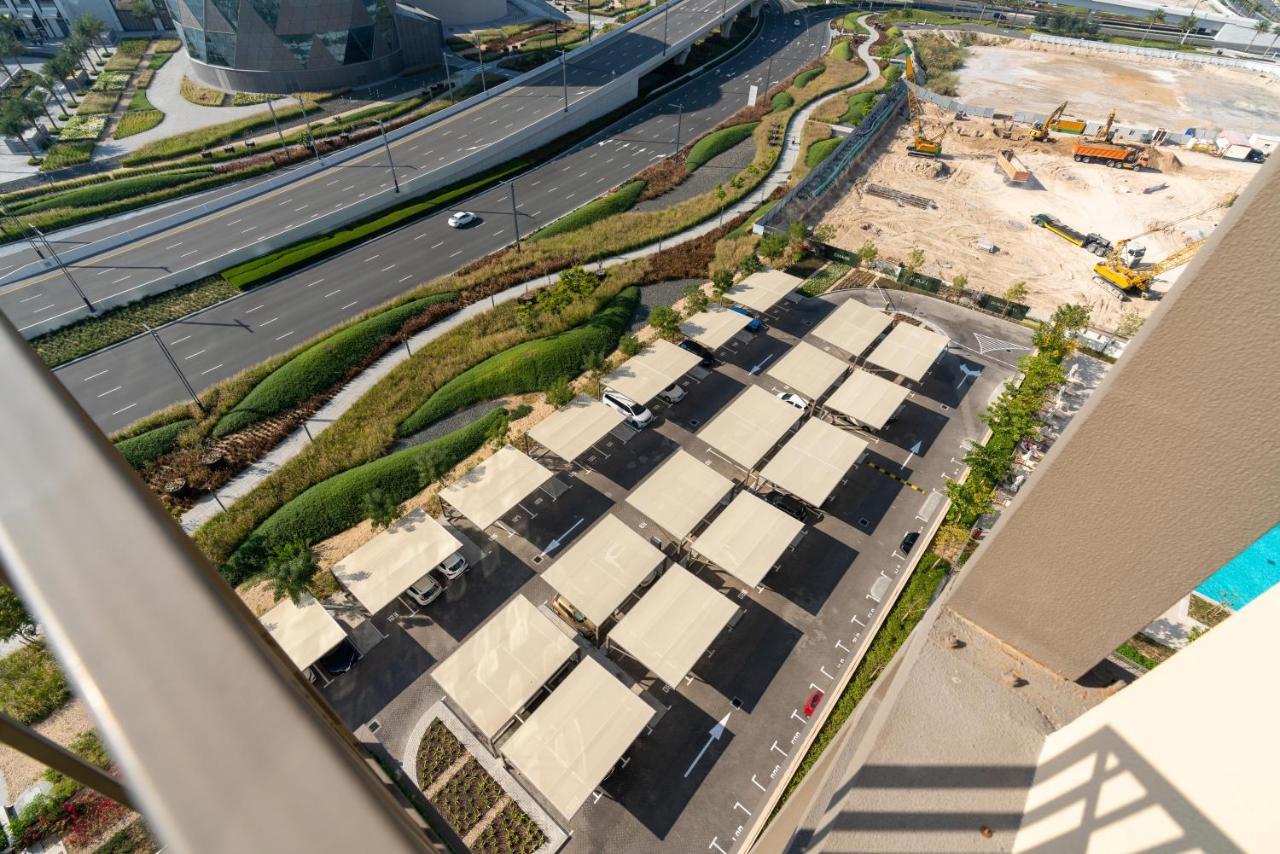 Daire Lux Bnb Collective-1 -dubai Hills *