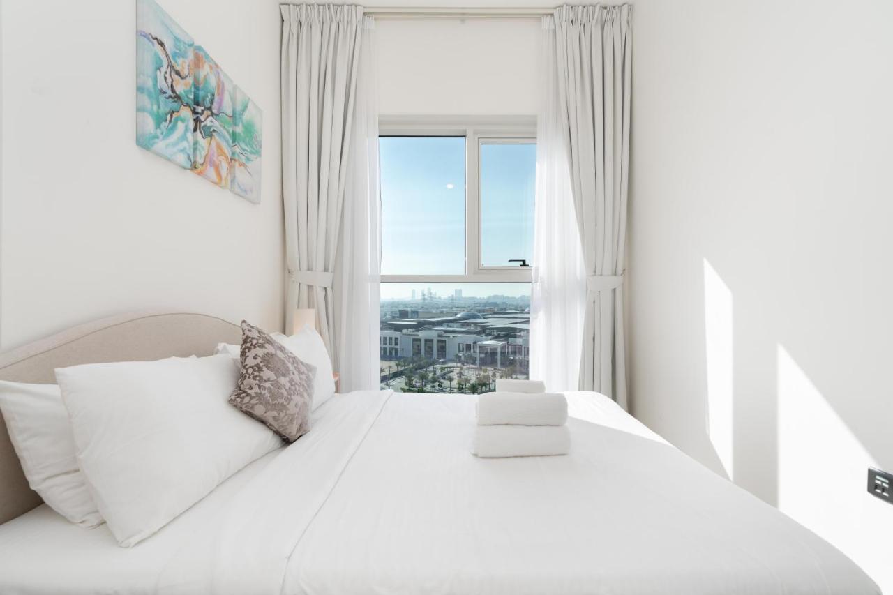 Lux Bnb Collective-1 -dubai Hills Daire