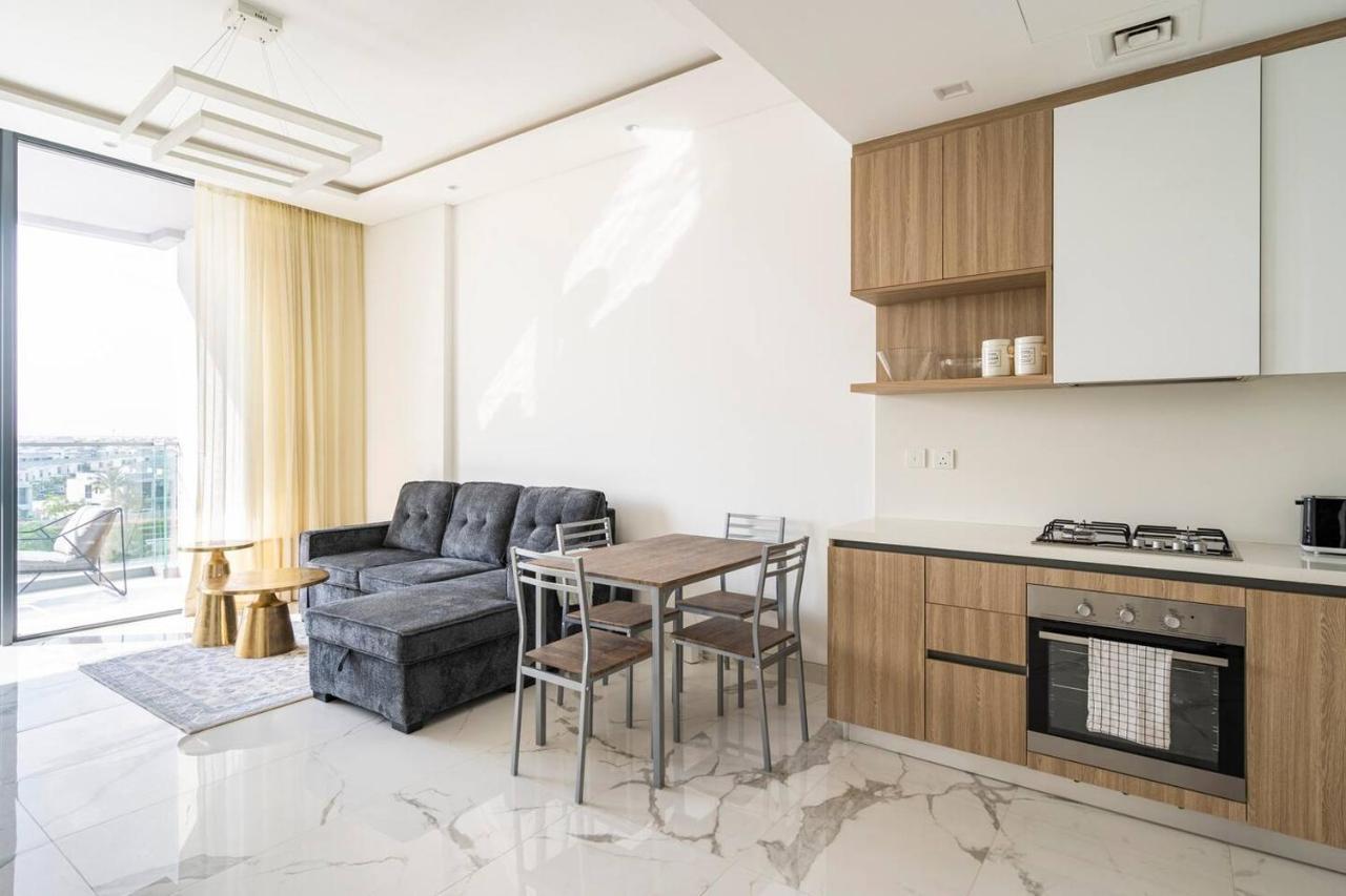 Luxurious 1-bedroom In Hills * Dubai