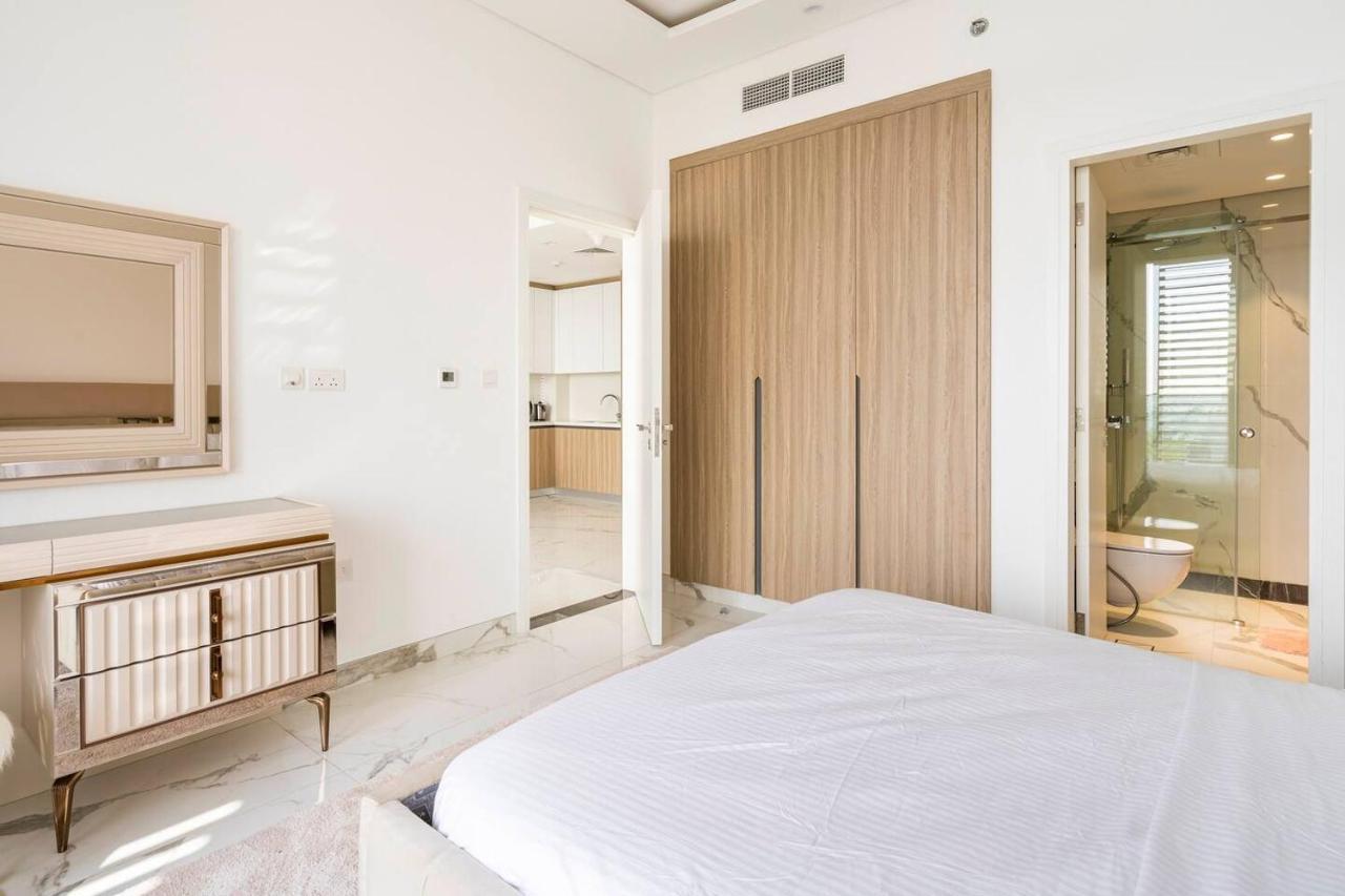 Luxurious 1-bedroom In Hills Apartment