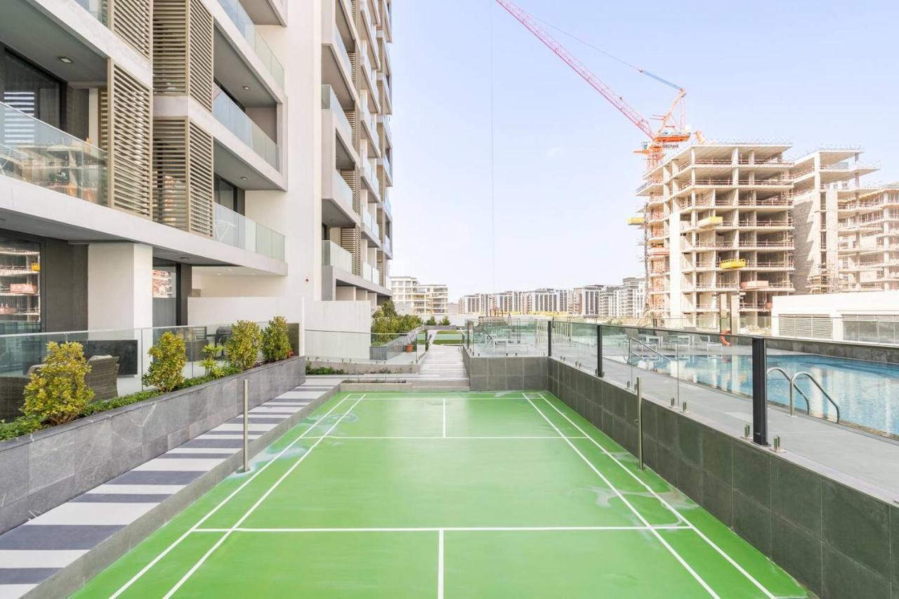Luxurious 1-bedroom In Hills * Dubai