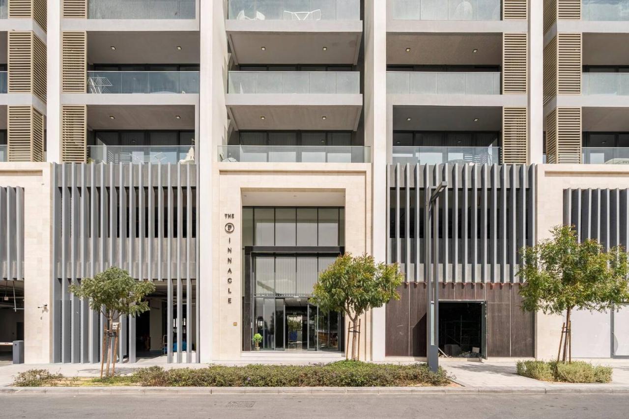 Luxurious 1-bedroom In Hills Apartment Dubai