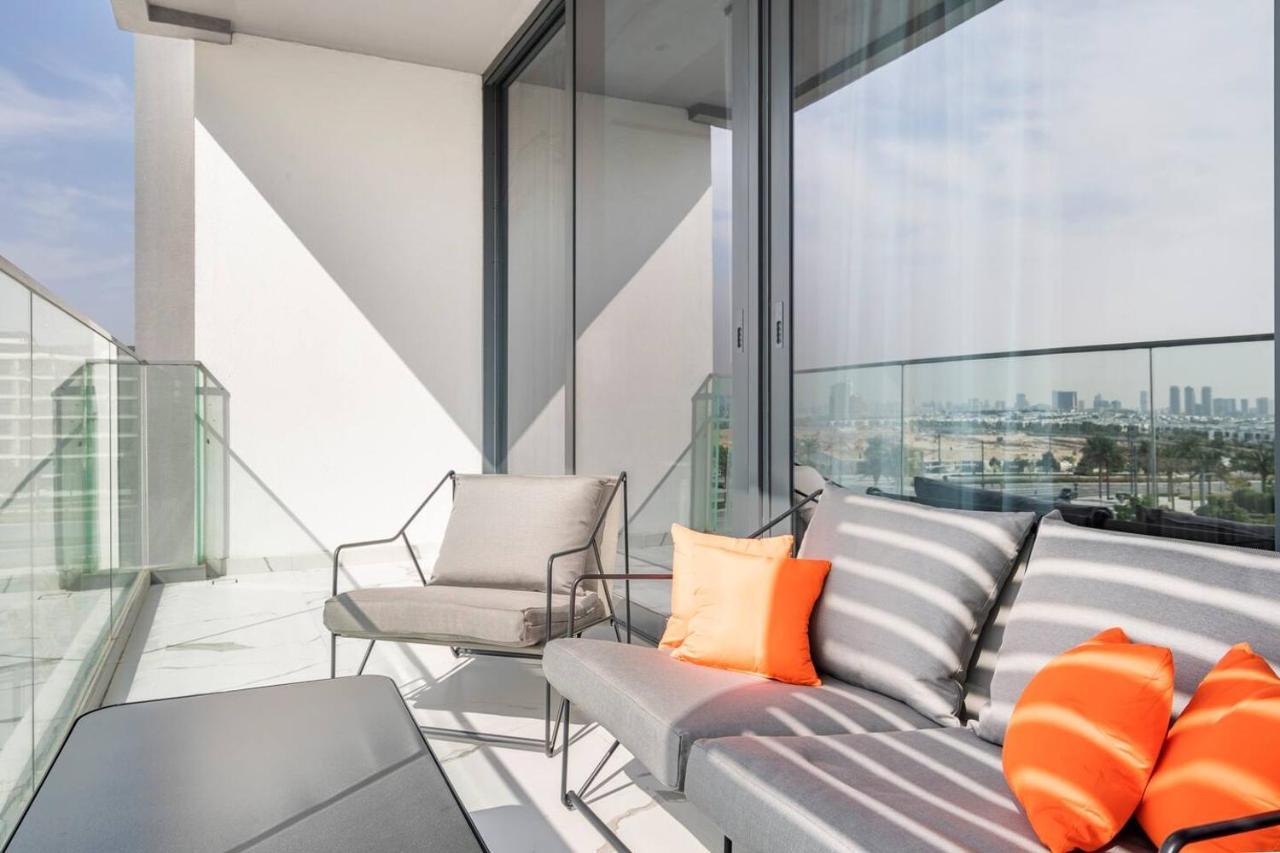 Apartment Luxurious 1-bedroom In Hills
