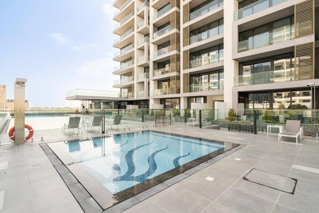 Luxurious 1-bedroom In Hills Apartment Dubai
