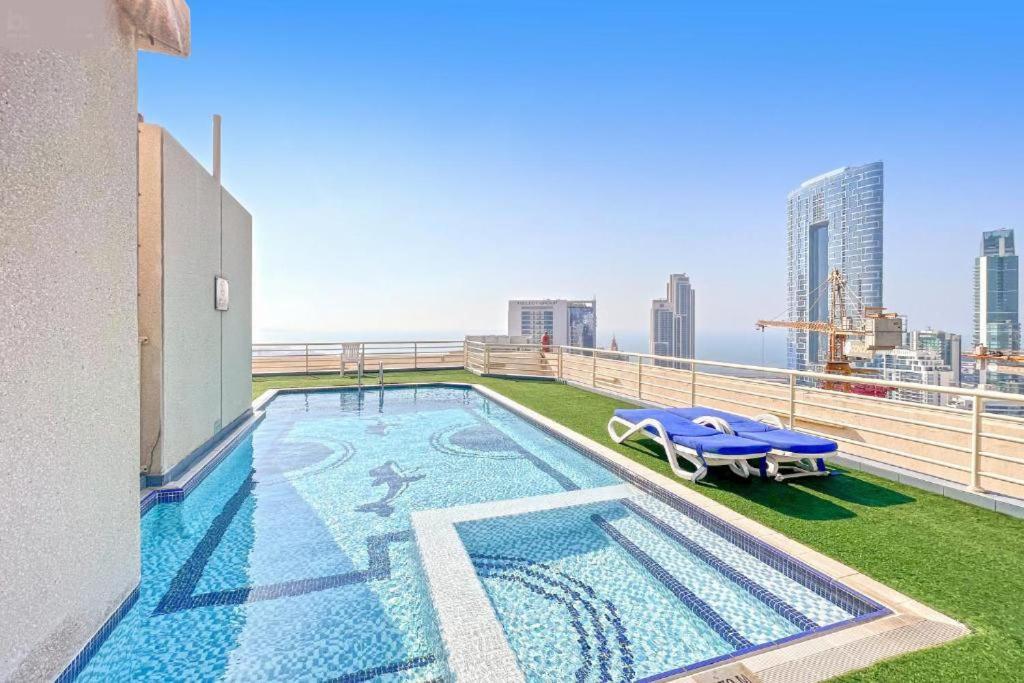 Manchester Tower Apartment Dubai