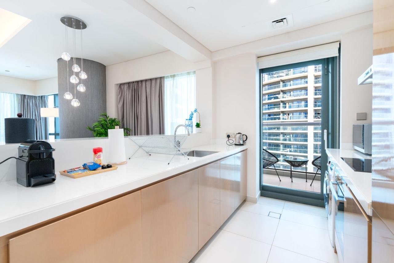 Globalstay Damac Towers By Paramount In Business Bay Apartment Dubai