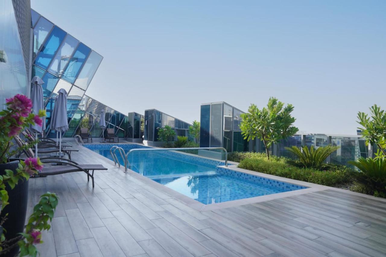 Lusso Hometels J One Business Bay Dubai
