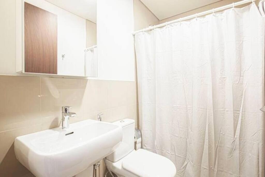Magnificent Brand New Lux 3br With Burj/ Fnt View *
