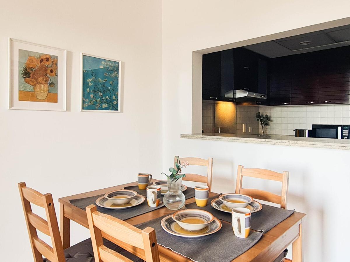 Marina, Marina Tower, 1 Bedroom Apartment *