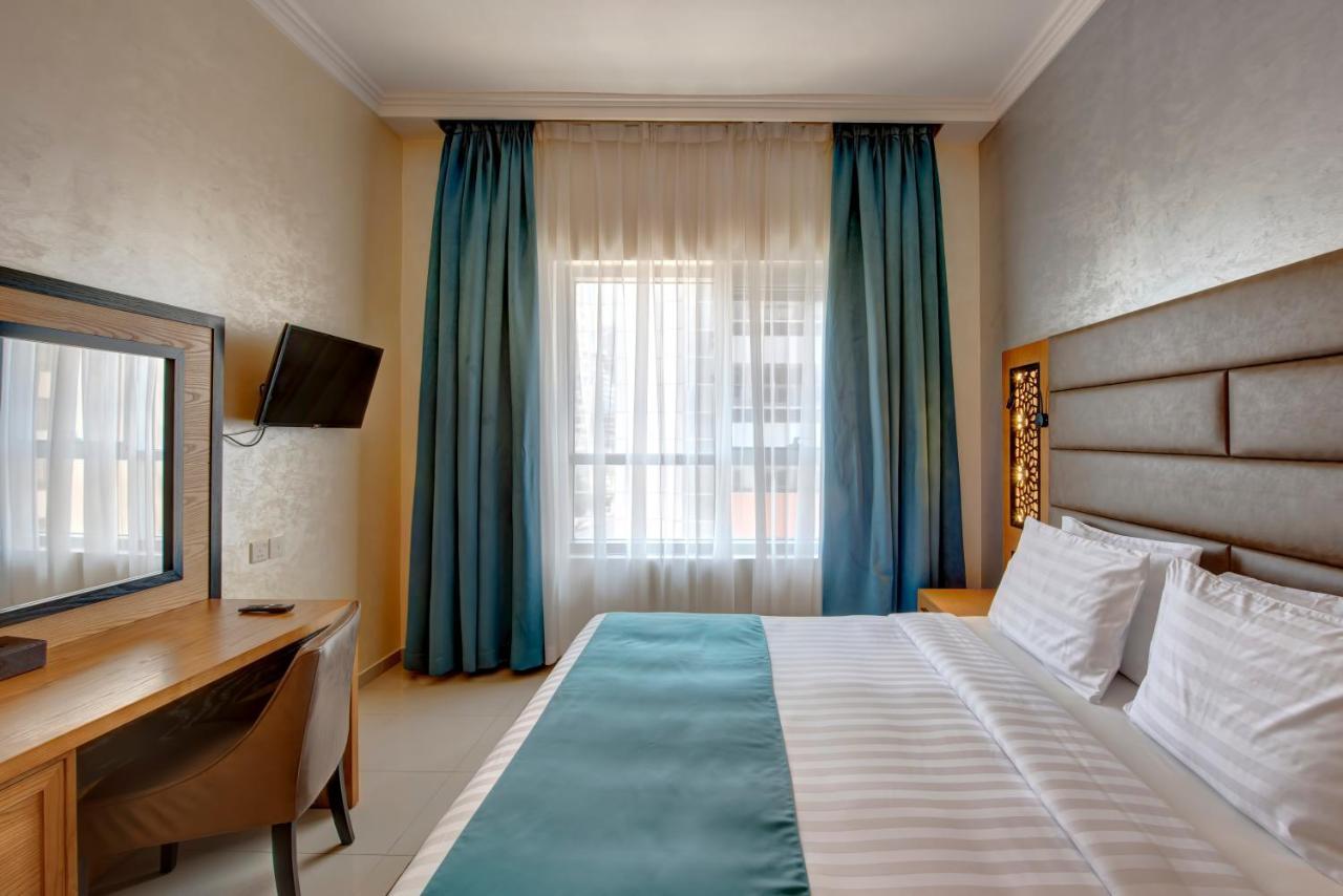 Class Aparthotel 4*