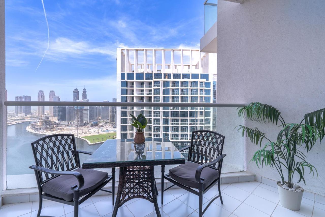 Spectacular Burj Khalifa View Service Apartment *