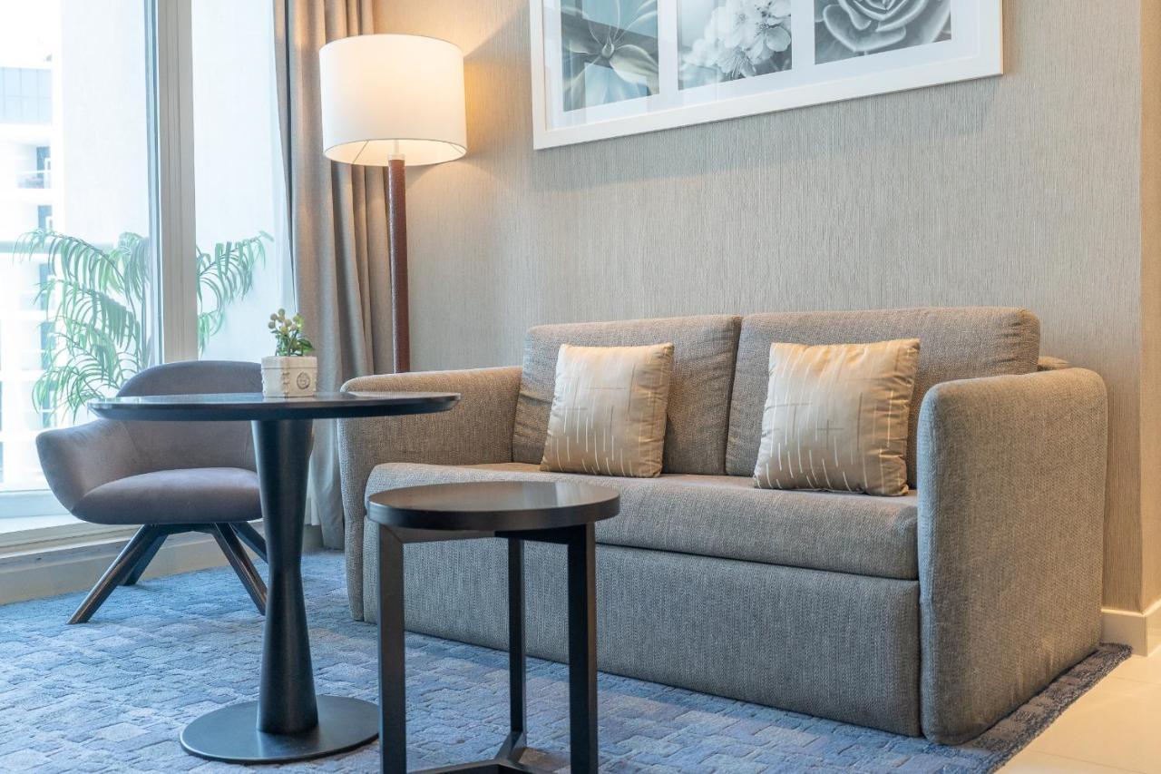 Spectacular Burj Khalifa View Service Apartment