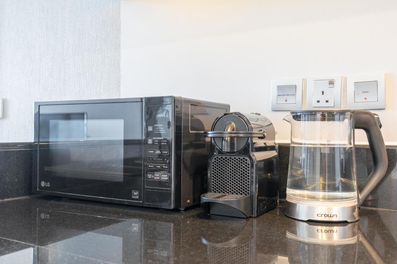 Spectacular Burj Khalifa View Service Apartment Dubai