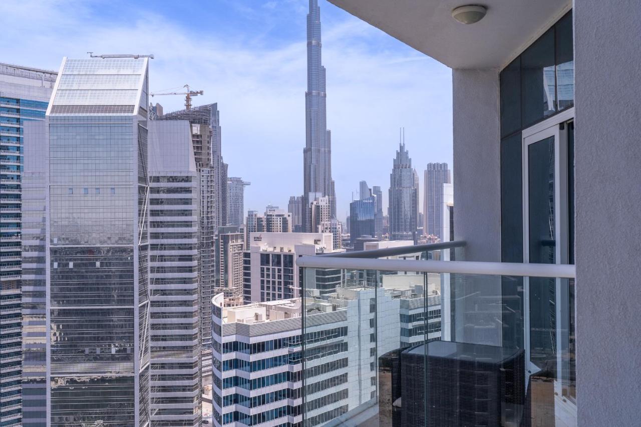 Spectacular Burj Khalifa View Service Apartment