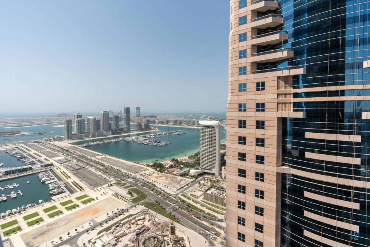 Apartment White Sage - Fendi With Full Palm Jumeirah View Dubai