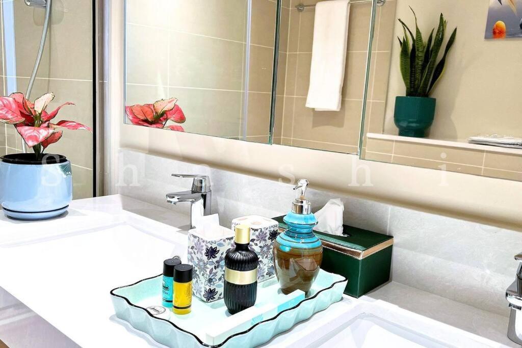 The Shrashi Suites, Creek Harbour - Paradise On The Island With Skyline & Burj Khaleefa View Dubai