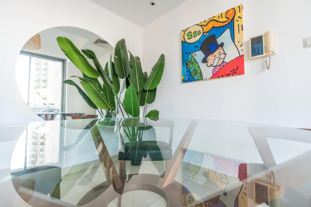 Daire Residences At Standpoint, Downtown *