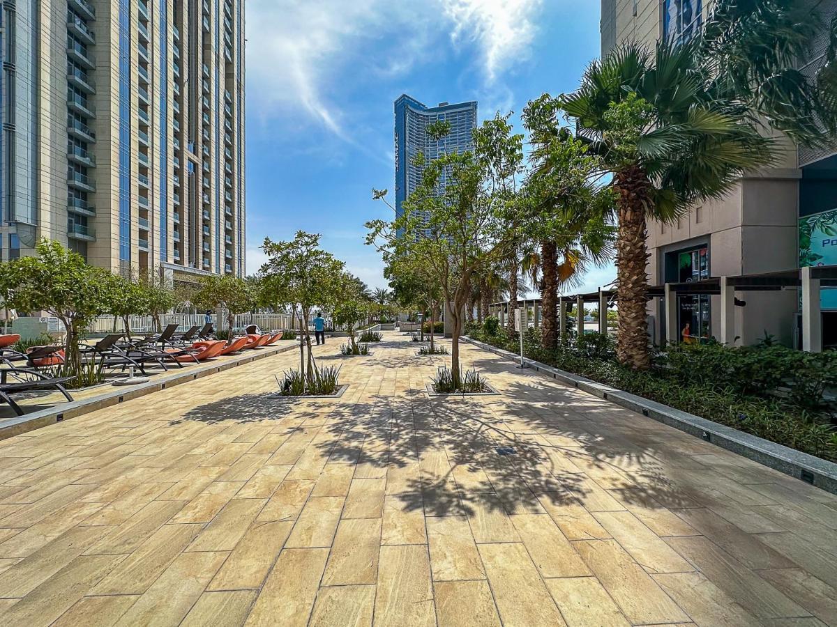 Stunning 1br Al Habtoor -meera Tower 1108 *