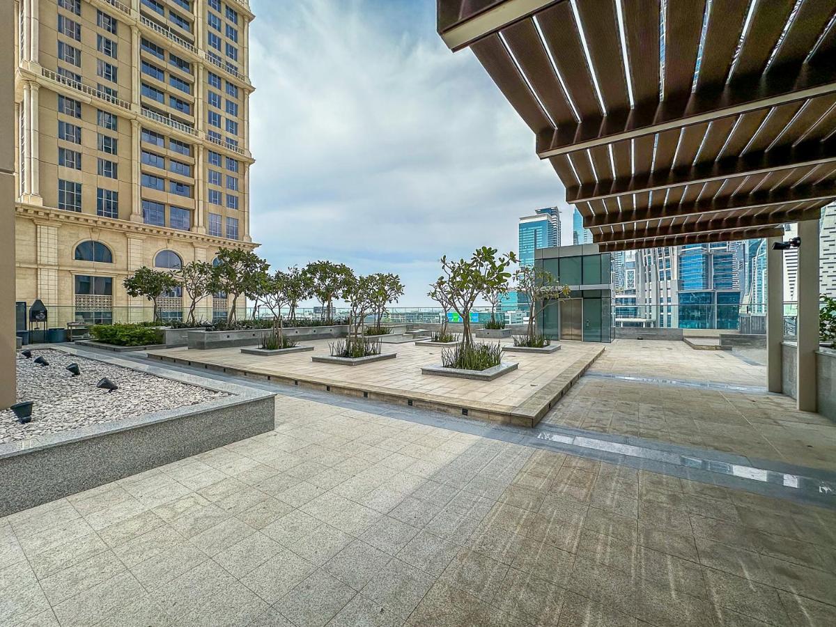 Stunning 1br Al Habtoor -meera Tower 1108 Apartment *