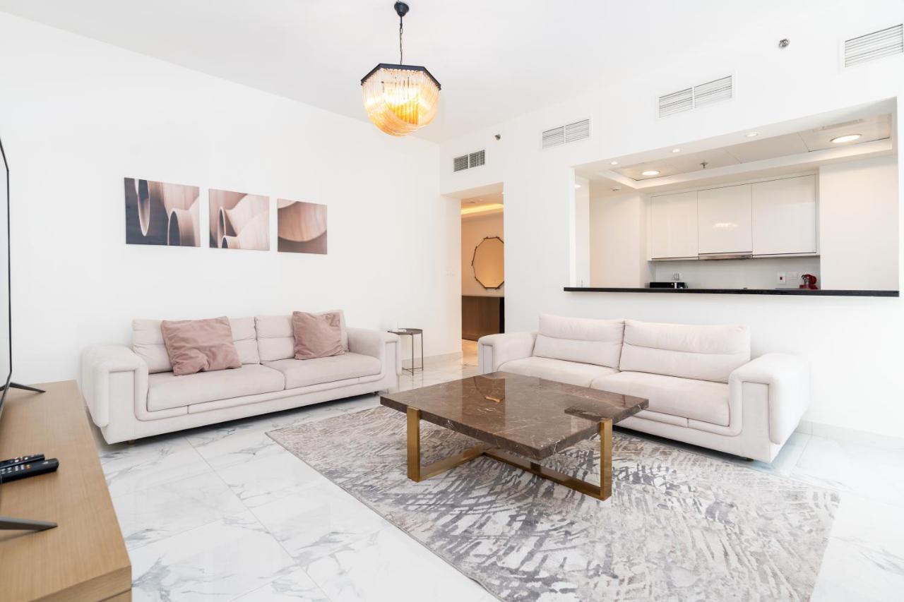 White Sage - Amna Tower Apartment