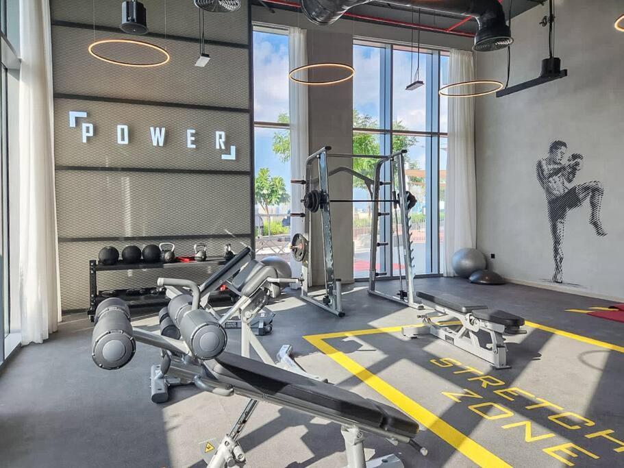 Vogue Waterfront Living - The Grand Creek Harbour Apartment *