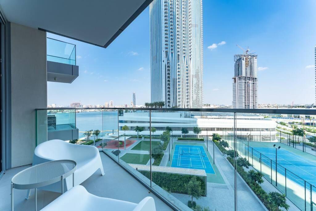 Vogue Waterfront Living - The Grand Creek Harbour Dubai