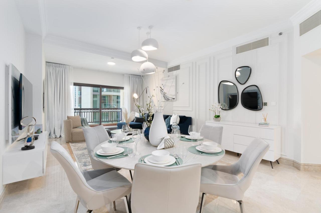 Apartment Ultimate / Fairmont Residences The Palm / Designer Luxury / Direct Access / Big Terrace / Partial Sea View *