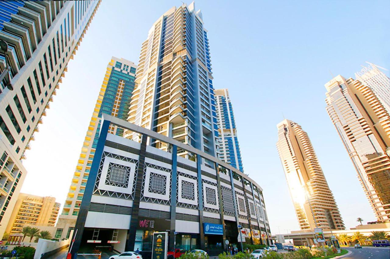 Rh- Living In Style, Large 1 Bedroom With Open Terrace, Marina