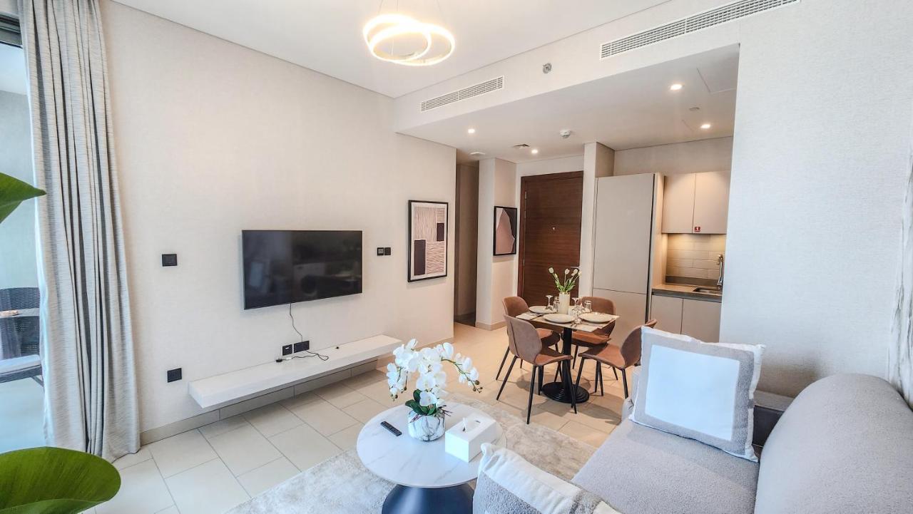 By Latinem Luxury 1br Holiday Cvr B1603 Near Burj Khalifa Apartment Dubai