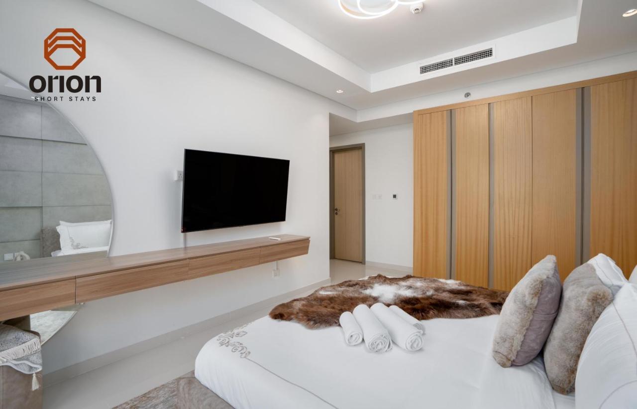 Paramount Skyline: Luxe 2-bed With Burj Views And Rooftop Oasis