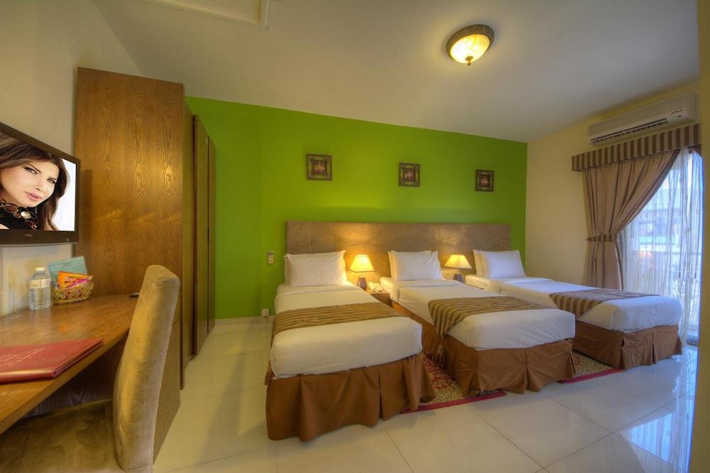 Hyde Park Otel 2*