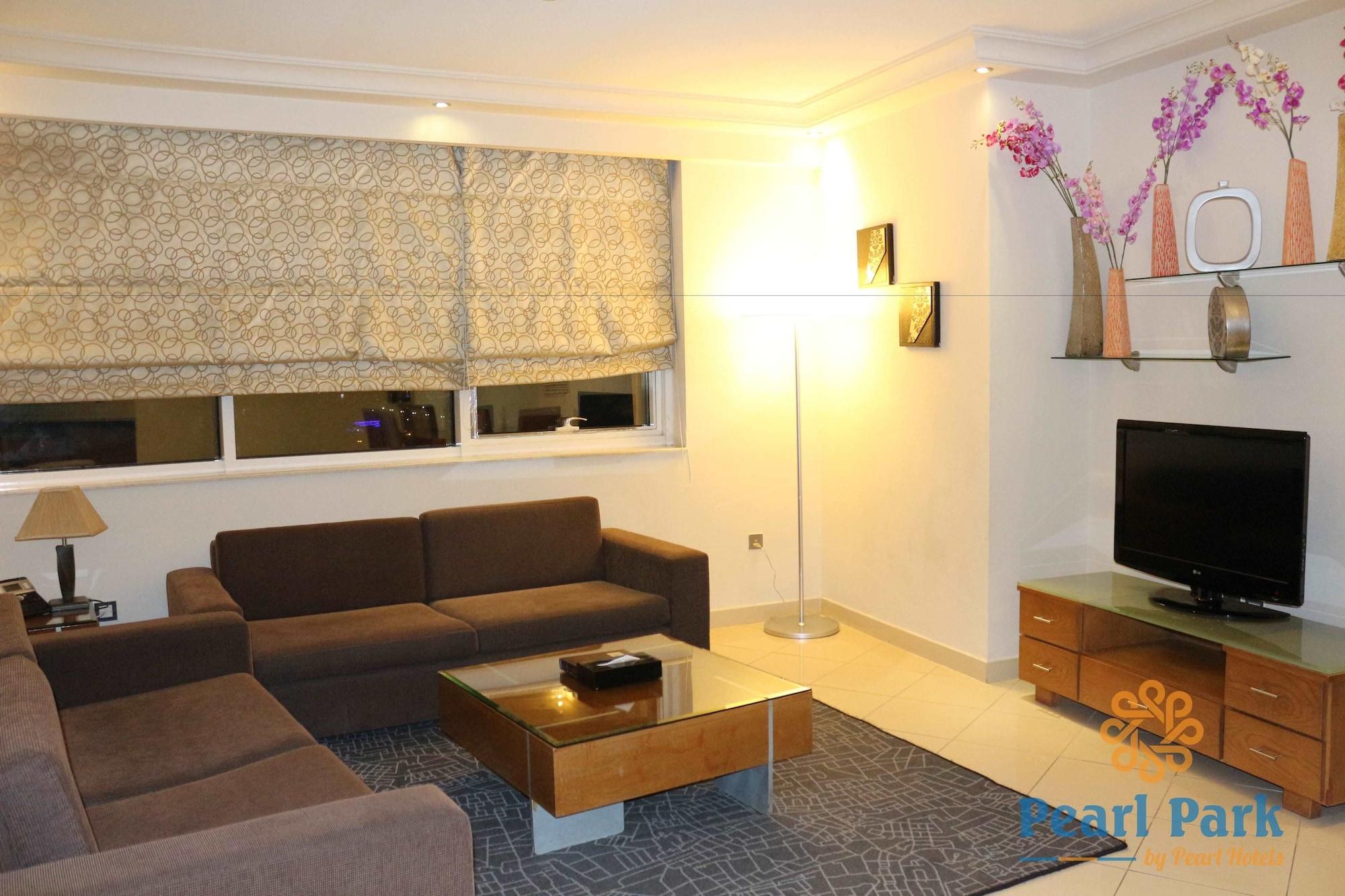 Pearl Executive Aparthotel 4*