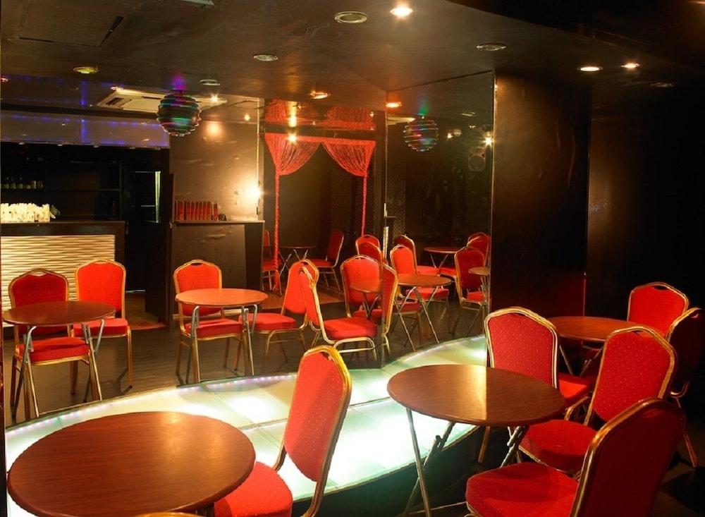 Phoenicia Grand