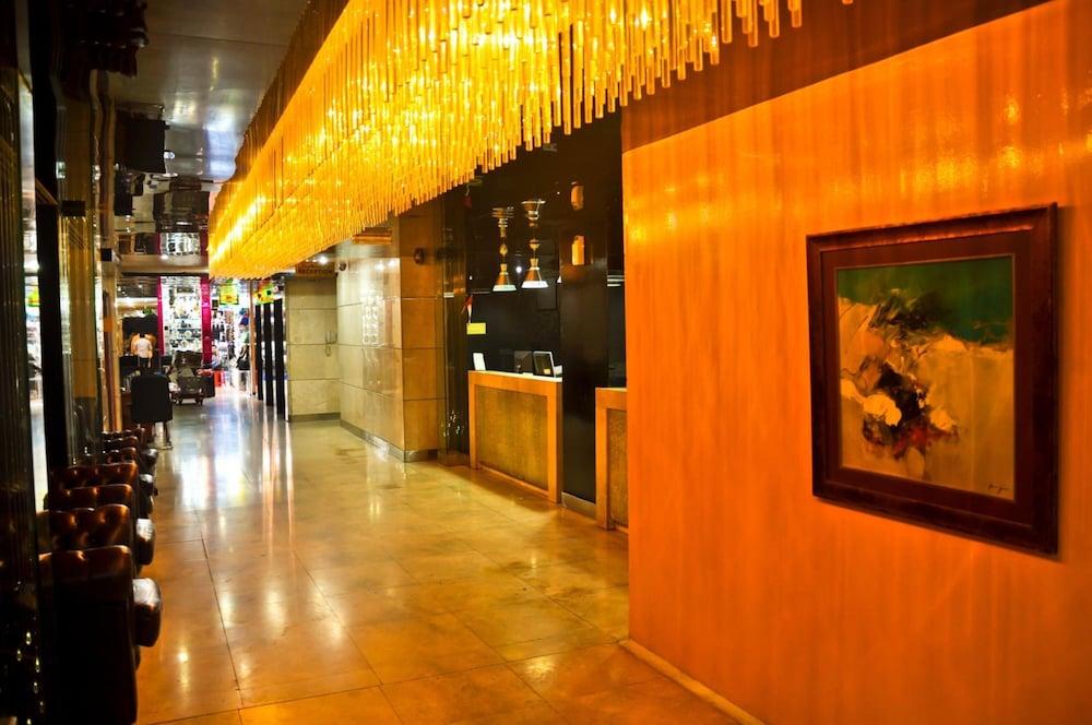 Phoenicia Grand