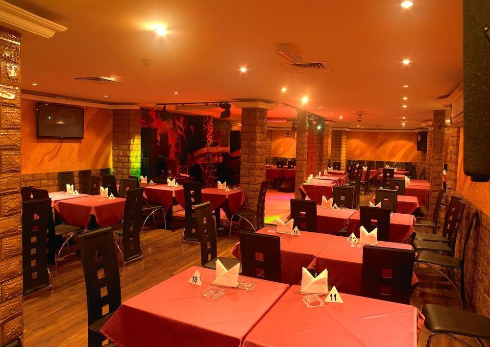 Phoenicia Grand Hotel Dubai
