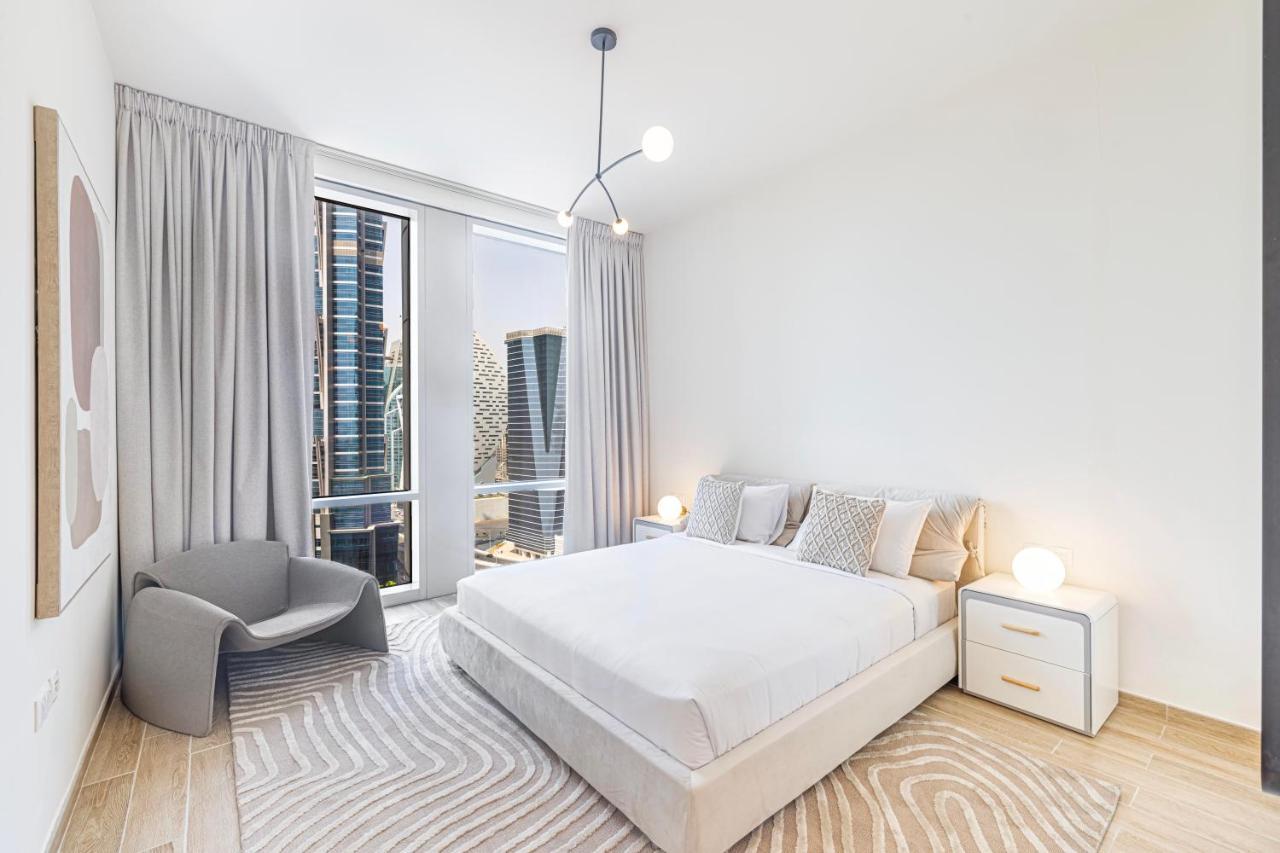 Daniels Canal View 1br In Meera Tower *