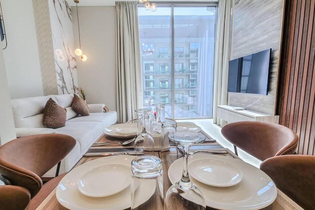 By Latinem Luxury 1br Cvr B3101 Near Burj Khalifa