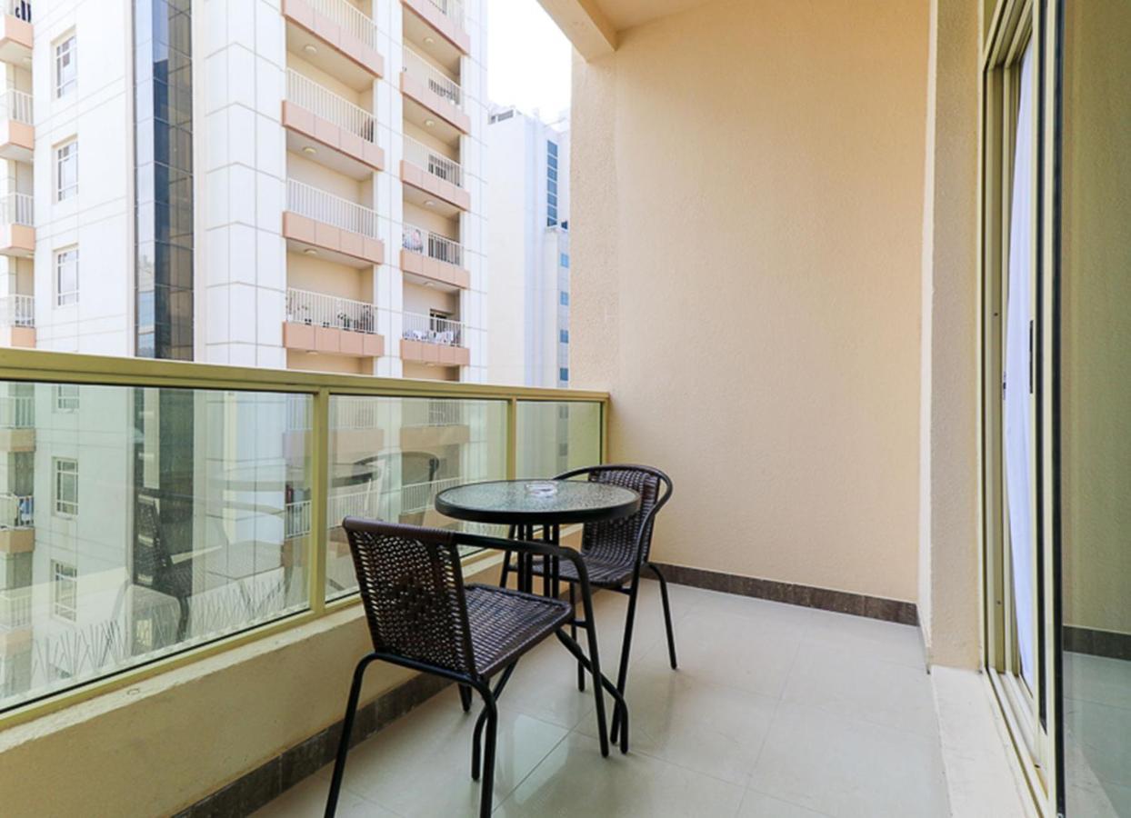 Apartment Rh- Spacious 2br, Steps Away From Mall Of Emirates, Al Barsha