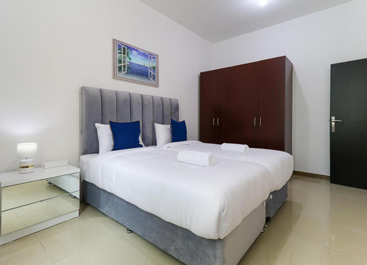 Apartment Rh- Spacious 2br, Steps Away From Mall Of Emirates, Al Barsha