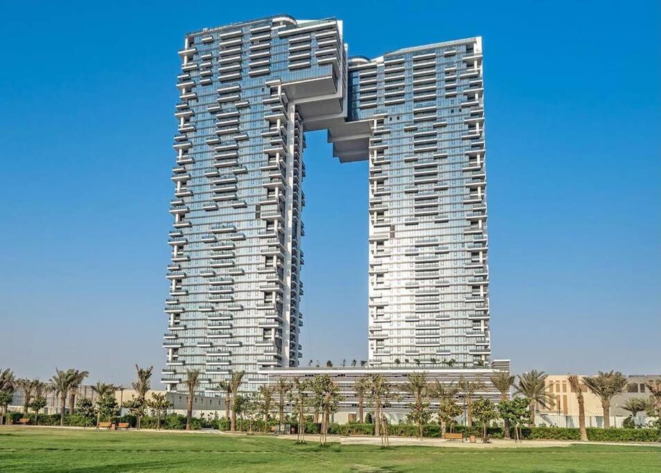 Apartment Alfa World Trade Centre 1br, Max Metro Station