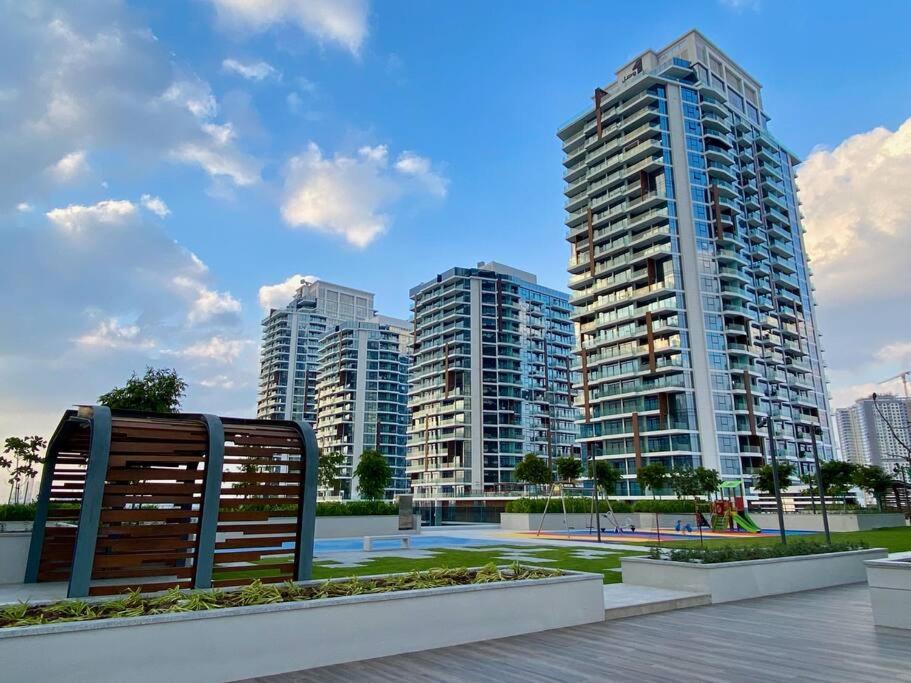Alfa World Trade Centre 1br, Max Metro Station Apartment Dubai