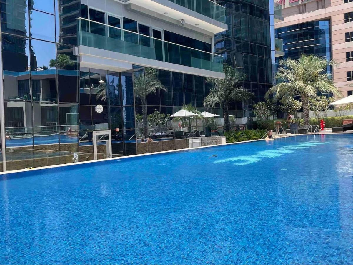 Apartment 1br Fendi Unit In Damac Heights On 65th Floor *