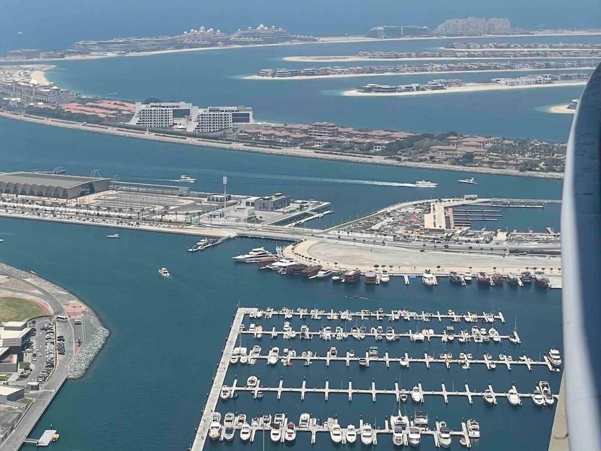 Apartment 1br Fendi Unit In Damac Heights On 65th Floor *