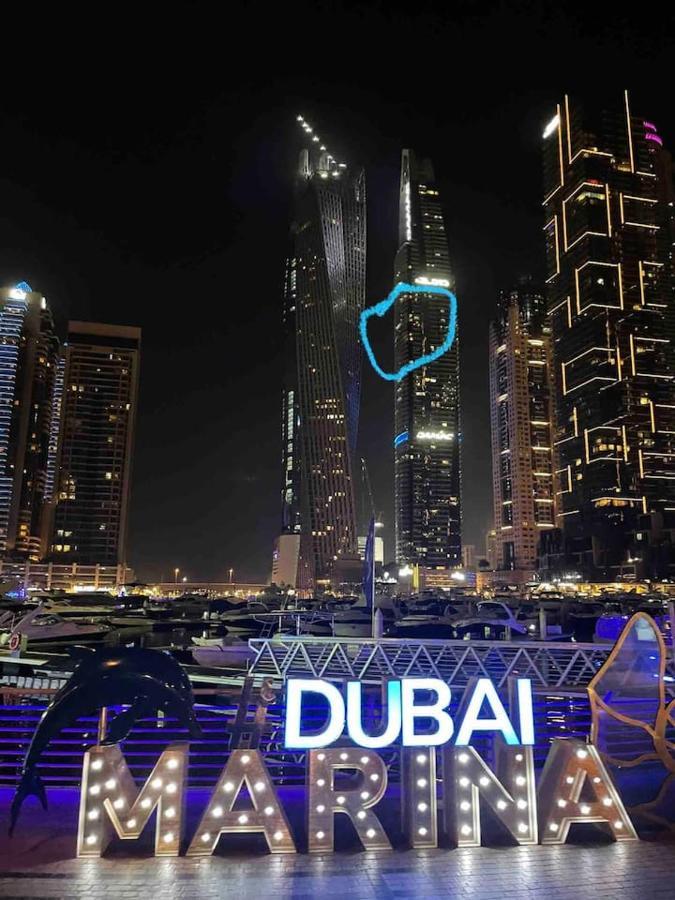 Apartment 1br Fendi Unit In Damac Heights On 65th Floor Dubai