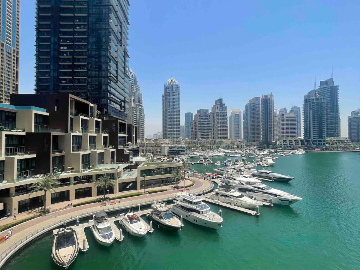 1br Fendi Unit In Damac Heights On 65th Floor Apartment Dubai