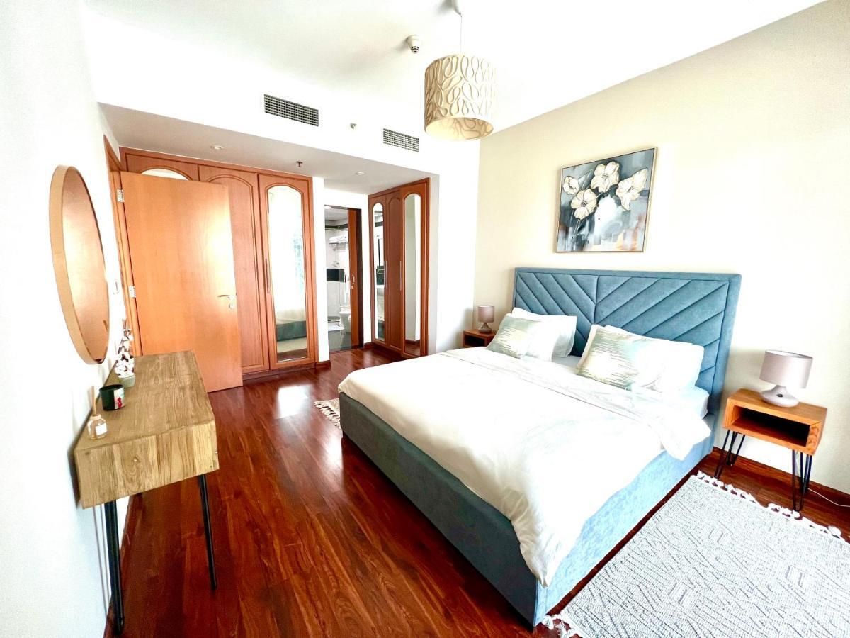 The Waves 241 Marina Apartamento