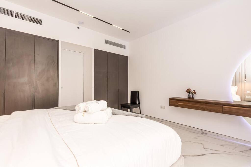 Apartment Palm Jumeirah Paradise- Luxury,unveiled Dubai